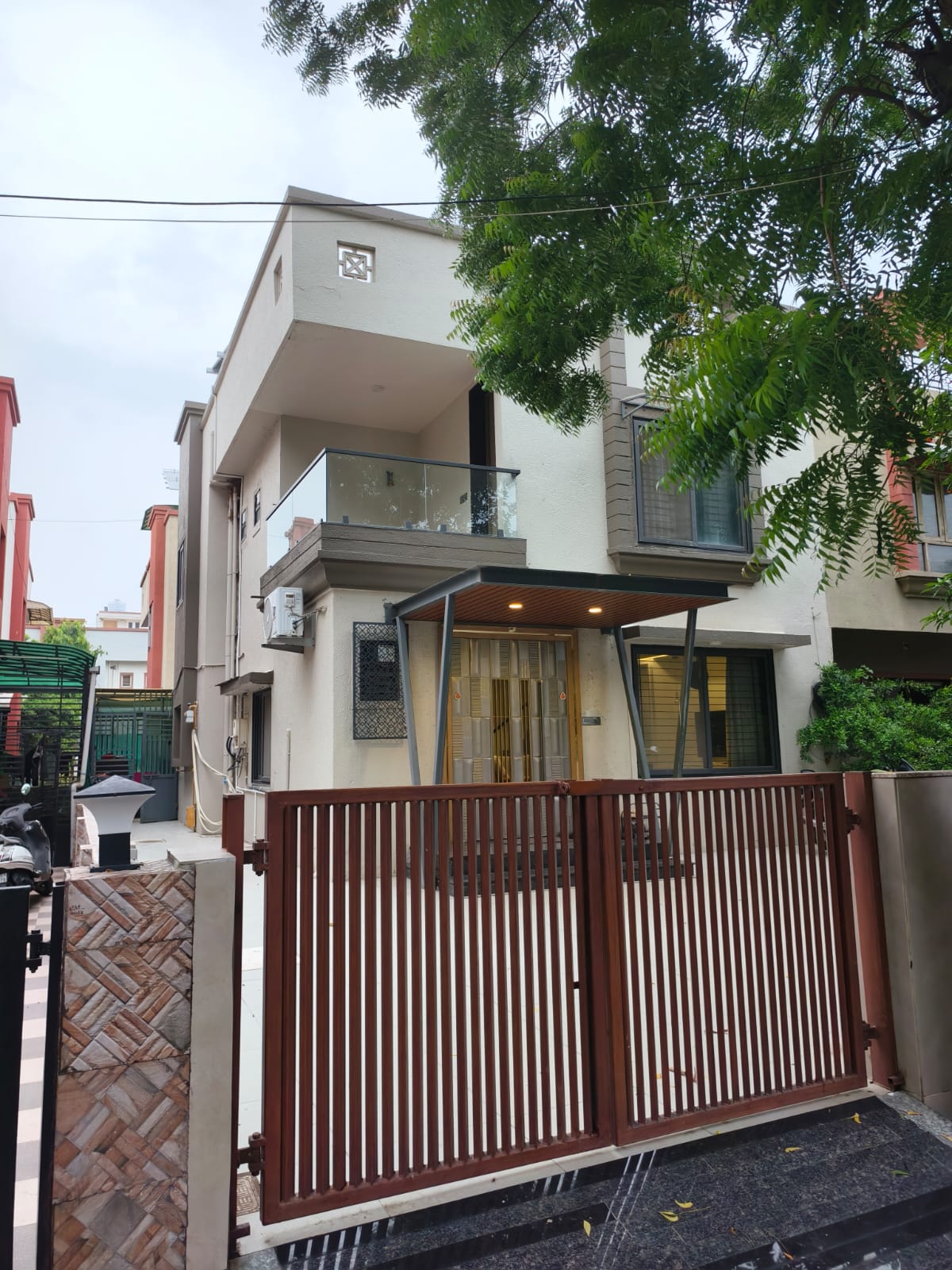 shiva bungalow