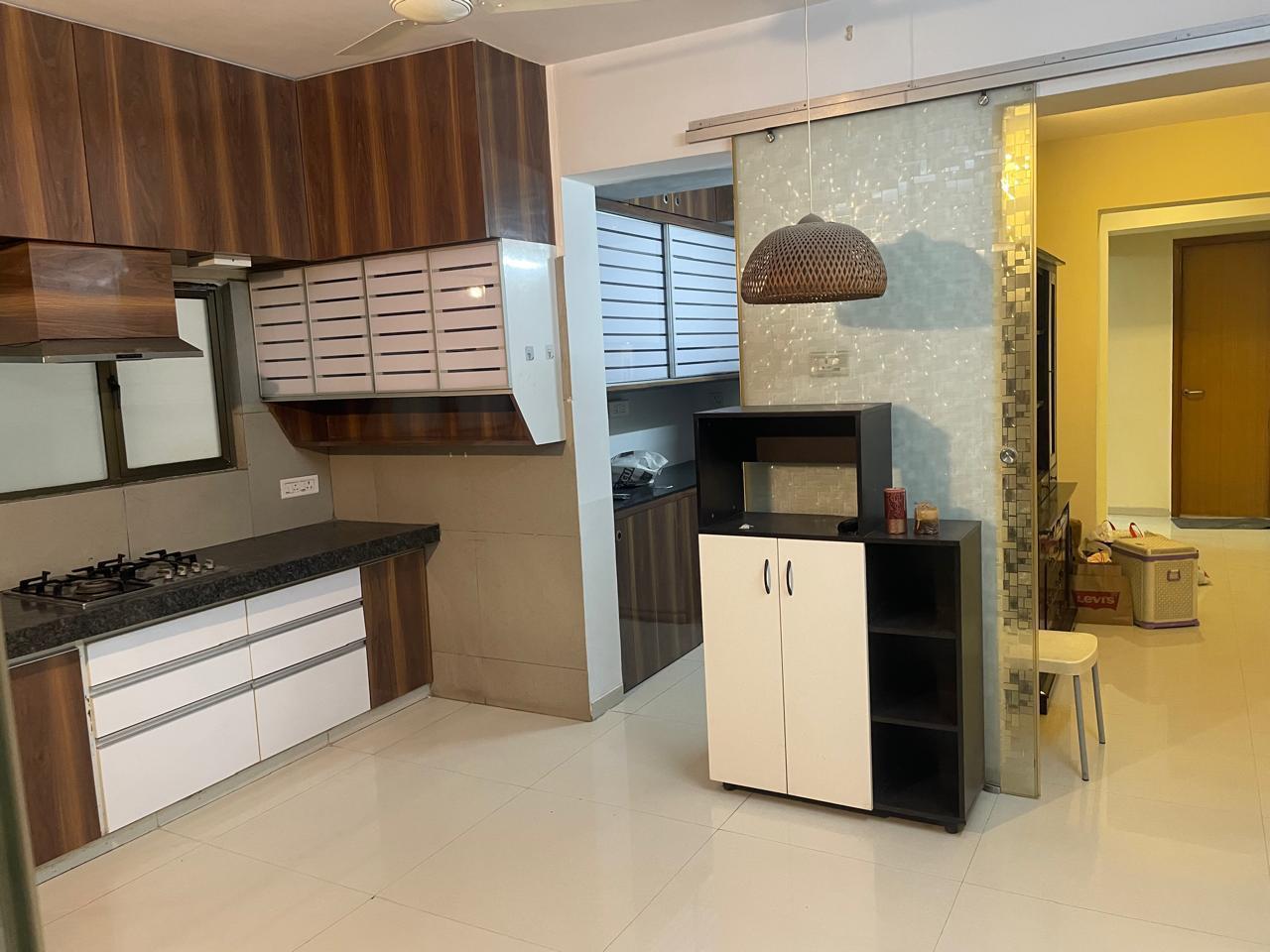 4bhk apartment for rent thaltej