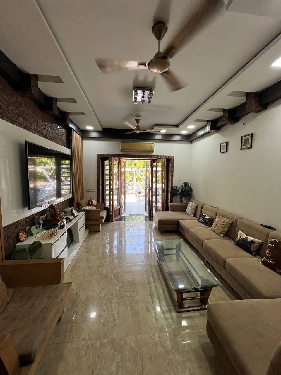 shangrila bungalow part 1